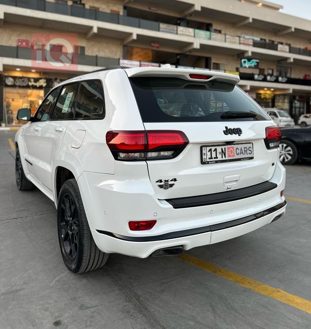 جيب جراند شيروكي